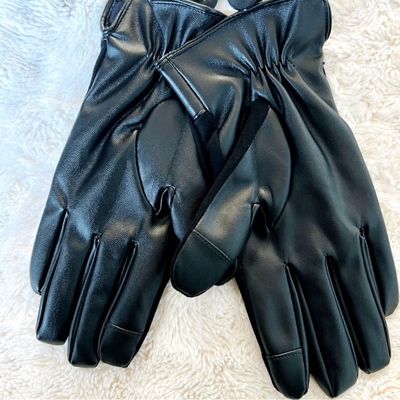 ๐NWT Banana Republic black Vegan Leather Gloves size S/M - Picture 3 of 9